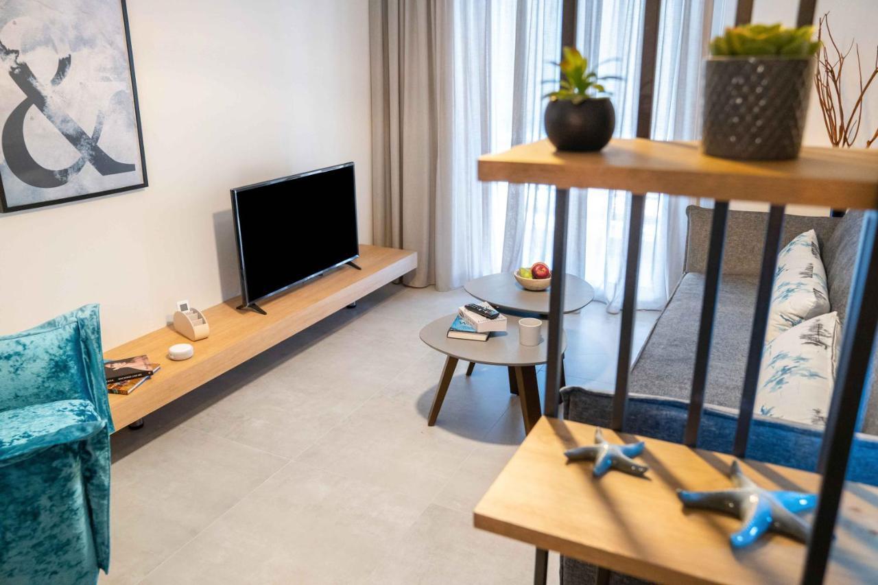 Suites 05-06 - Smart Cozy Suites - Large 2 Bedroom, Near Athens And Metro Kültér fotó