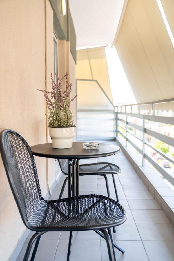 Suites 05-06 - Smart Cozy Suites - Large 2 Bedroom, Near Athens And Metro Kültér fotó